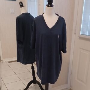 4/$30 Dark Blue V-Neck Tee - Size 2X (US18)